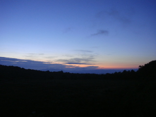 稲庭高原の夜明け