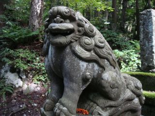 十和田湖神社の狛犬