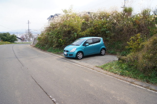 安井崎灯台の駐車場スペース