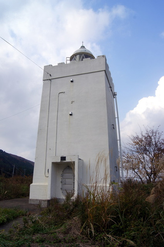 安井崎灯台の外観