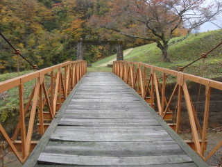 嘉太神ダムの吊り橋