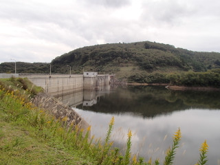 大和町にあるダムに立ち寄りました。