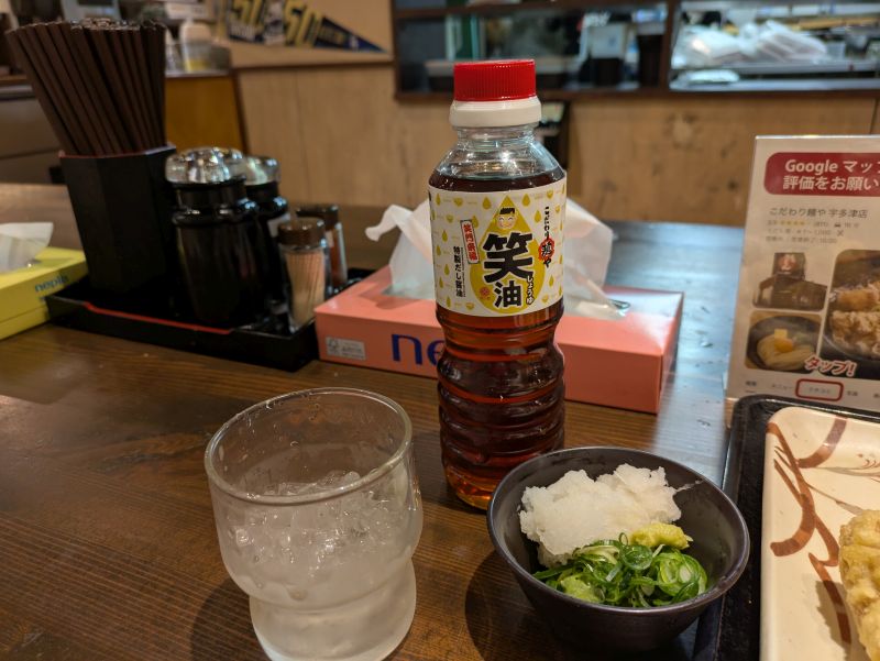 うどん用醤油 うどん用醤油が入ったペットボトル