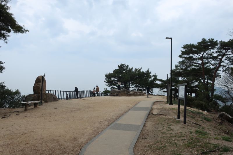 平地になっている展望台
